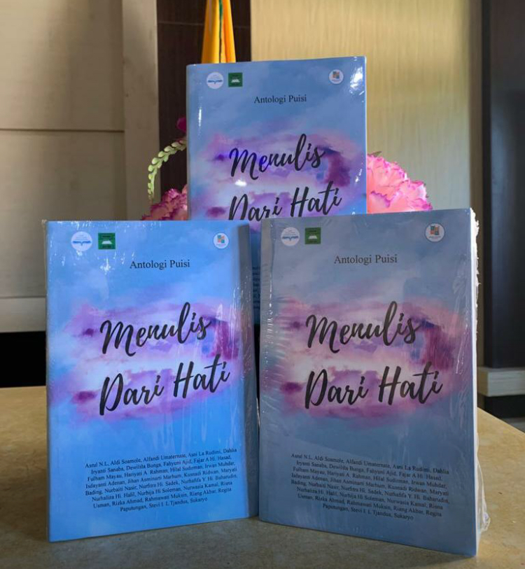 Launcing dan bincang puisi "Antologi Puisi Menulis Dari Hati" dilakukan oleh Mahasiswa PBSI FKIP Unkhair